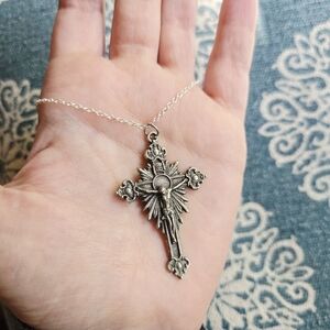 Vintage Ornate Silver Cruxifix Cross Necklace